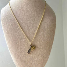 Load image into Gallery viewer, Shoot for The Stars Necklace
